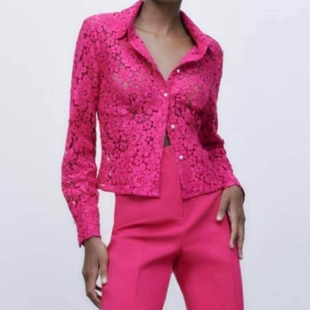 Zara Pink Lace Long Sleeve Blouse with Pearl Buttons. Size XS
